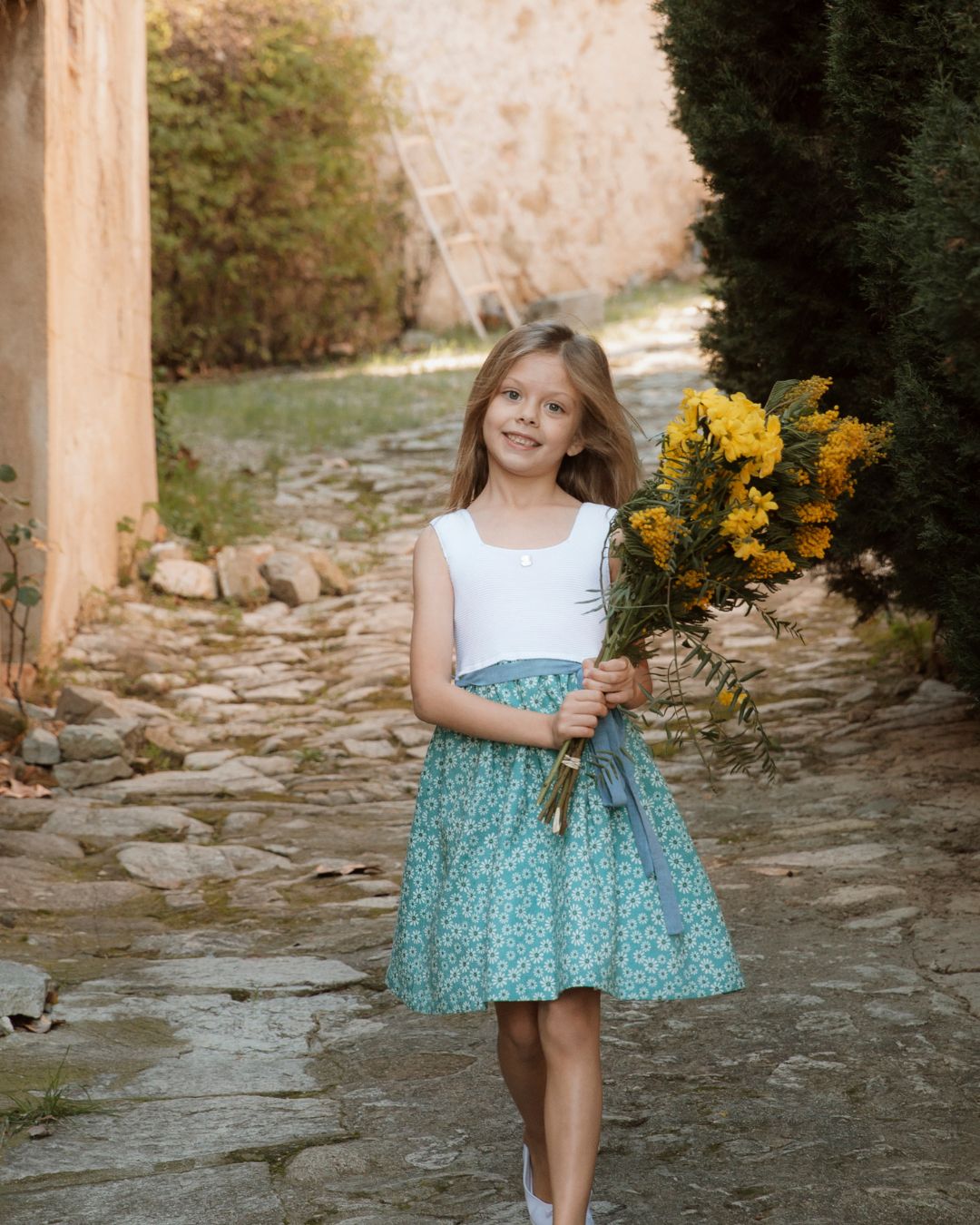 VESTIDO SANDRA TIRANTES MARGARITAS