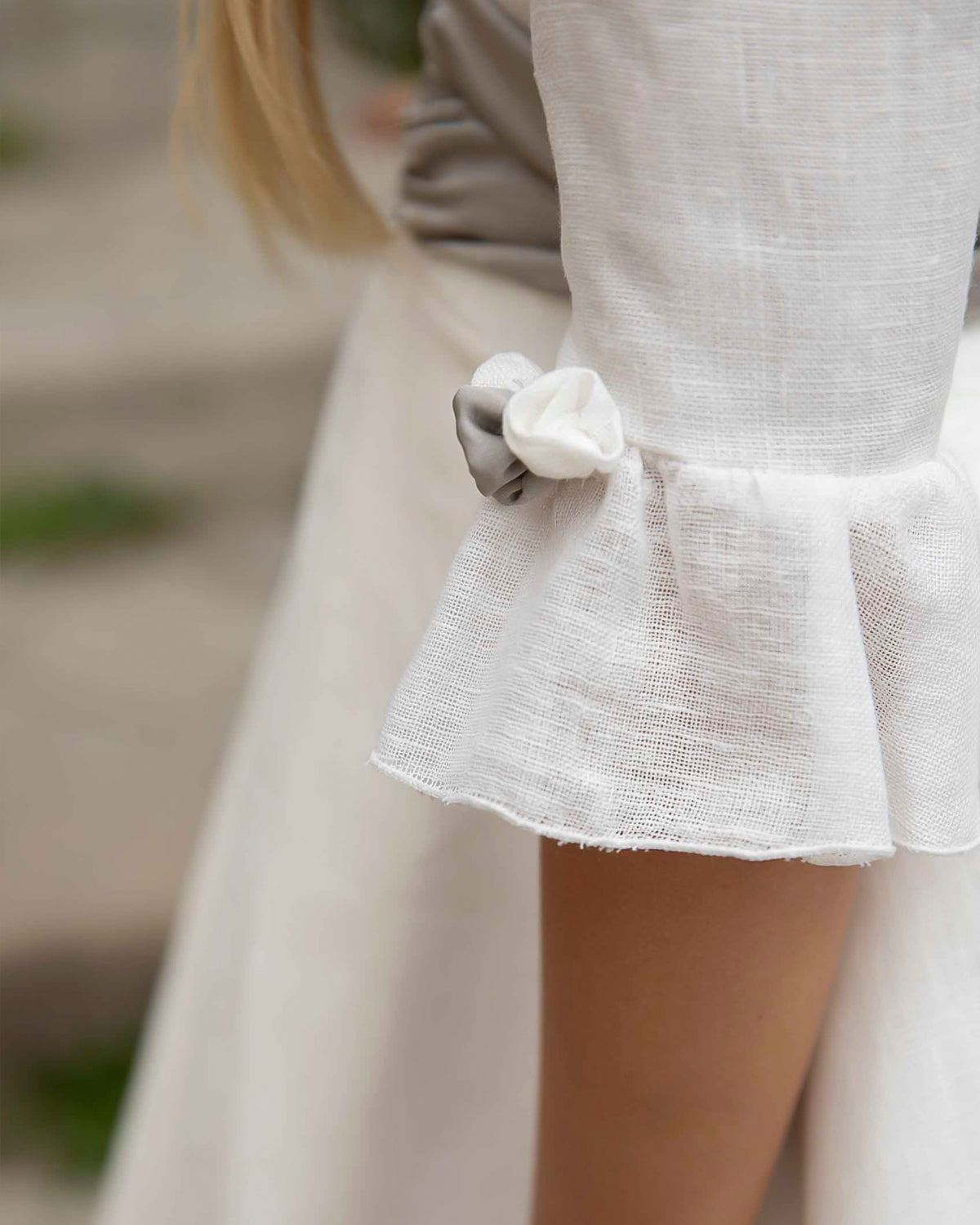 LONG SLEEVE RUFFLE LINEN